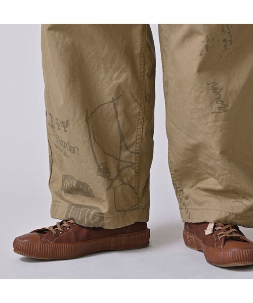 45R（フォーティファイブアール）の「ダック落書きプリントの908テントパンツ（パンツ・レディース・12-ベージュ・02-S/04-L）」の16枚目の写真