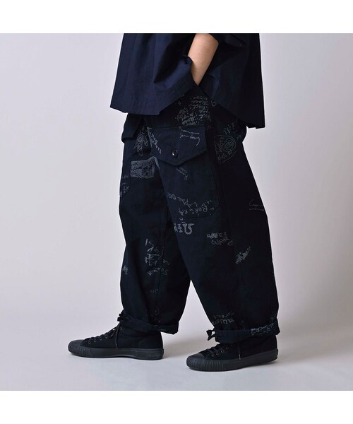 45R（フォーティファイブアール）の「ダック落書きプリントの908テントパンツ（インディゴ）（パンツ・レディース・73-インディゴ・02-S/04-L）」の6枚目の写真