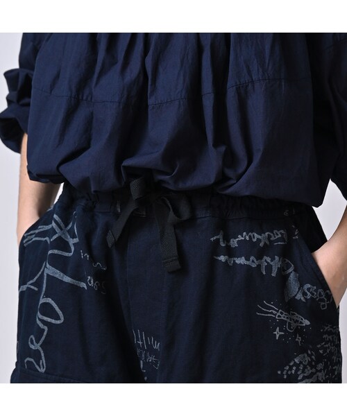 45R（フォーティファイブアール）の「ダック落書きプリントの908テントパンツ（インディゴ）（パンツ・レディース・73-インディゴ・02-S/04-L）」の11枚目の写真