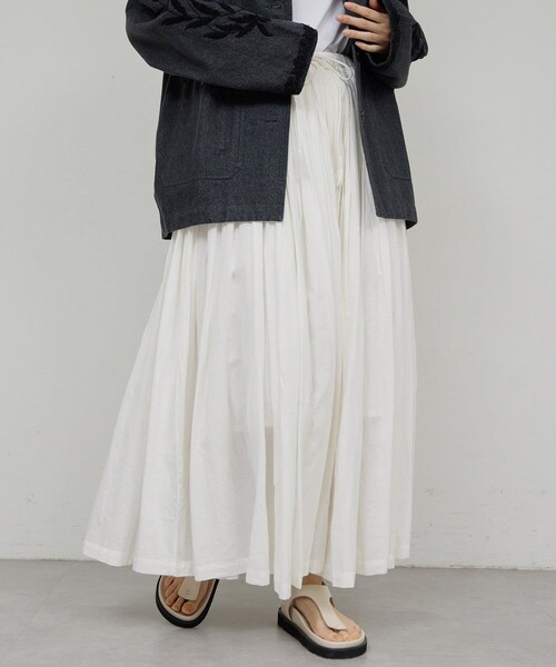 GALLARDAGALANTE（ガリャルダガランテ）の「【1/1(木)12:00~予約開始】【Dhritië】ギャザースカート（スカート・レディース・ブラック/オフホワイト・F）」の2枚目の写真