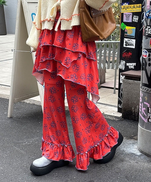 CIAOPANIC(チャオパニック)の「 【こざる(@0_0kozaru)企画】【HELLO.SANFRANCISCO/ハローサンフランシスコ】アシメスカートSETフレアパンツ(パンツ・レディース・オレンジ・ONE)」の1枚目の写真