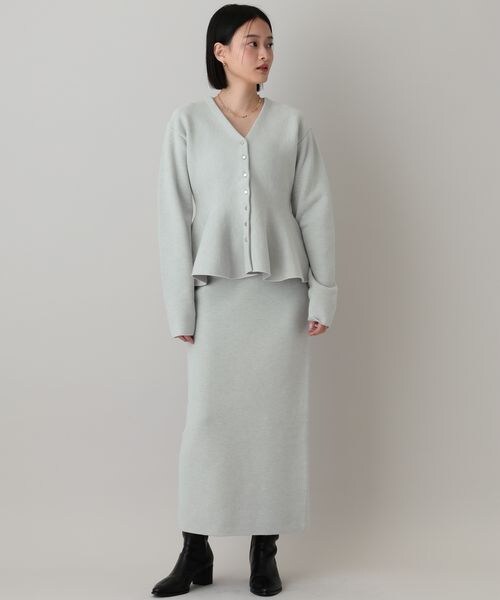 A part by（アパートバイ）の「ペプラムカーディガンセットアップ/WEB先行予約（トップス・ブラック 09/ライトグレー 12・FREE）」の22枚目の写真