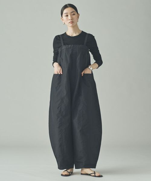 Curensology（カレンソロジー）の「コットンナイロンサロペットパンツ