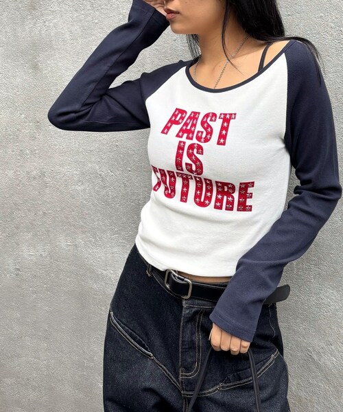 WHO'S WHO gallery（フーズフーギャラリー）の「STAR STUDS RAGLAN LOG TOPS（Tシャツ/カットソー・レディース・グレー/カーキ/ネイビー/ブラック・F）」の4枚目の写真