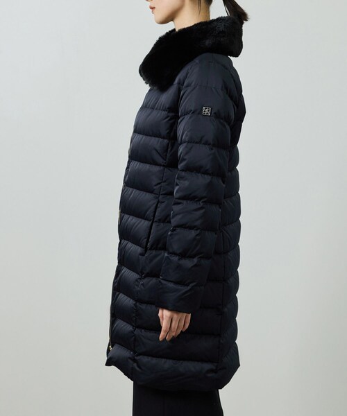 ROPE'(ロペ)の「サテンロング丈ダウンコート/イージーケア(ダウンジャケット/コート・レディース・ブラック/ネイビー・36/38)」の17枚目の写真