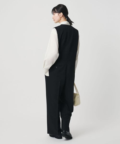 BEAUTY&YOUTH UNITED ARROWS（ビューティーアンドユースユナイテッドアローズ）の「Vネックオールインワン（オールインワン・サロペット・レディース・BLACK(10)/DK.GRAY(23)・S/M）」の6枚目の写真