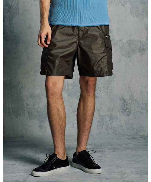 solid cargo shorts