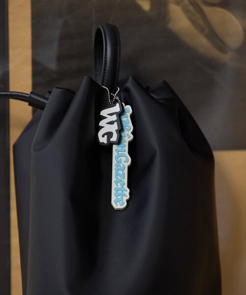 Whim Gazette(ウィムガゼット)の「ラバーチャームSET(キーホルダー・レディース・ベージュ/ブルー・FREE)」の2枚目の写真