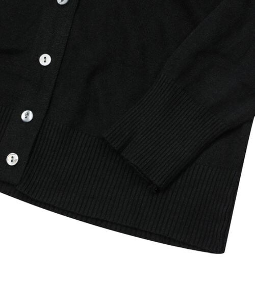 ALAND（エーランド）の「MUCENT／REITZVネックカーディガン（トップス・グレー(15)/ブラック(19)/ライトベージュ(56)/ライトブルー(82)・F）」の18枚目の写真