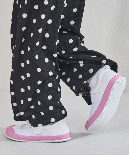 ORiental TRaffic（オリエンタルトラフィック）の「【WEB限定/KIDS】ゴムストラップスクールシューズ/K-533（その他・レディース・ブルー/ネイビー/パープル/ホワイト・16.0cm/16.5cm/17.0cm/17.5cm/18.0cm/18.5cm/19.0cm/19.5cm/20.0cm/20.5cm/21.0cm/21.5cm/22.0cm）」の11枚目の写真