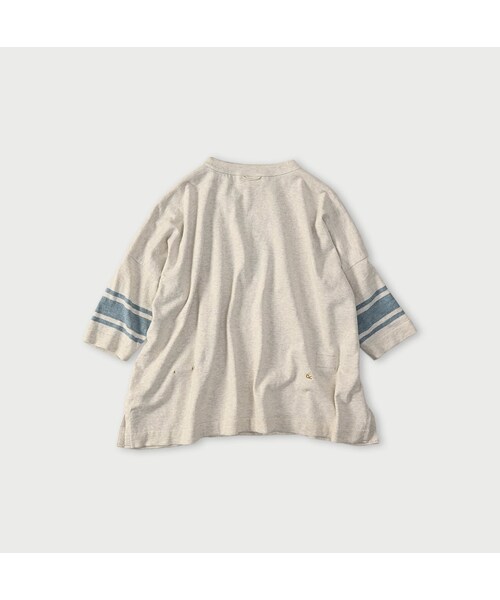 45R（フォーティファイブアール）の「ロゴジャカードのビッグスリットTシャツ（トップス・レディース・12-ボーンホワイトトップ/13-リネンベージュトップ/24-グレートップ/72-Umiiブルー・00-フリー）」の5枚目の写真