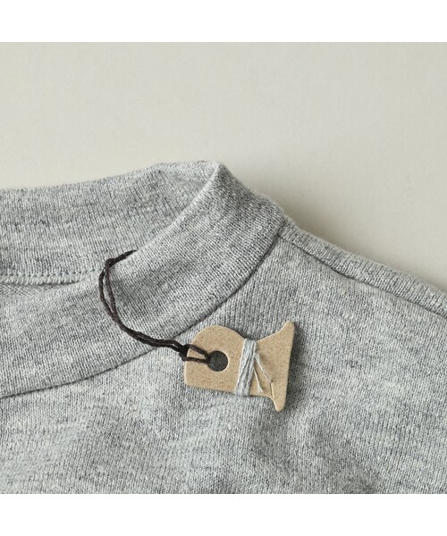 45R（フォーティファイブアール）の「ロゴジャカードのビッグスリットTシャツ（トップス・レディース・12-ボーンホワイトトップ/13-リネンベージュトップ/24-グレートップ/72-Umiiブルー・00-フリー）」の21枚目の写真