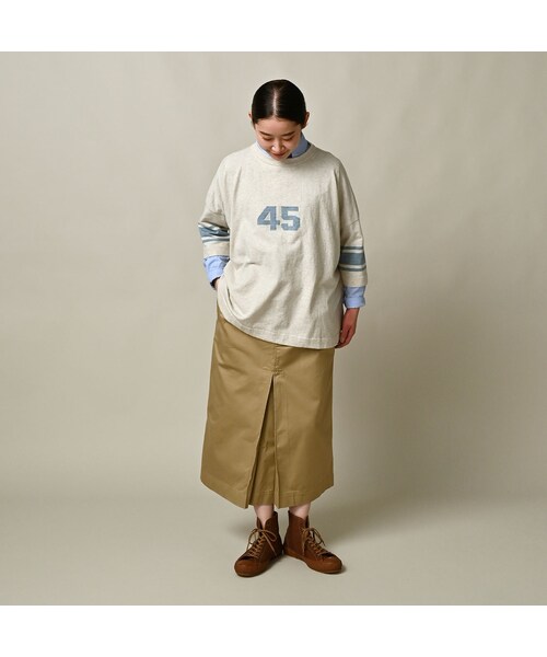 45R（フォーティファイブアール）の「ロゴジャカードのビッグスリットTシャツ（トップス・レディース・12-ボーンホワイトトップ/13-リネンベージュトップ/24-グレートップ/72-Umiiブルー・00-フリー）」の6枚目の写真