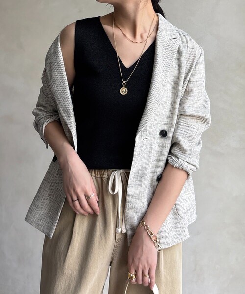 DouDou（ドゥドゥ）の「前後2WAYラメニットタンク（タンクトップ・レディース・グレー/ベージュ/ホワイト/ブラック/レモンイエロー・F）」の3枚目の写真