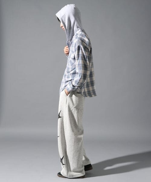 ALAND(エーランド)の「LAND MUSEUM/フード切り替え長袖シャツ(トップス・ブラック(19)/ブルー(80)・S/M/L)」の7枚目の写真