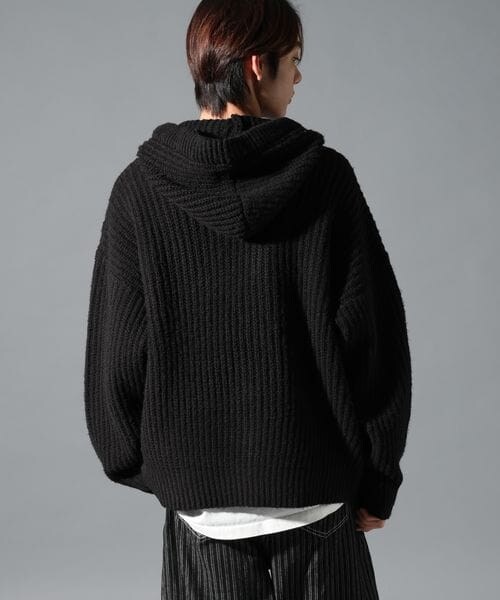 ALAND（エーランド）の「LAND MUSEUM／クロスケーブルフードカーディガン（トップス・グレー(15)/ブラック(19)・S/M/L）」の8枚目の写真