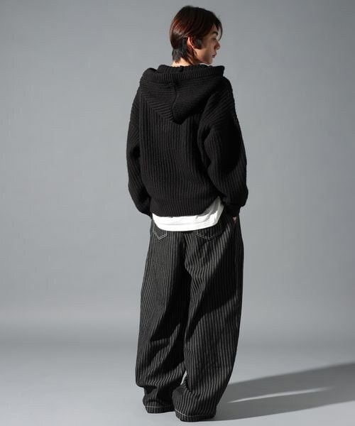 ALAND（エーランド）の「LAND MUSEUM／クロスケーブルフードカーディガン（トップス・グレー(15)/ブラック(19)・S/M/L）」の5枚目の写真