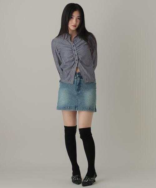 ALAND（エーランド）の「3.3 Field Trip／フロントギャザーコンパクトシャツ（トップス・ブラック(19)/サックス(85)・F）」の4枚目の写真