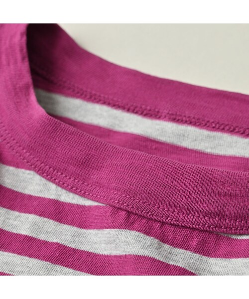 45R(フォーティファイブアール)の「ボーダー天竺フラミングウェイプリントのビッグスリットTシャツ(トップ)(トップス・レディース・23-グレートップ×アカ/63-グリーン×グレートップ・00-フリー)」の12枚目の写真