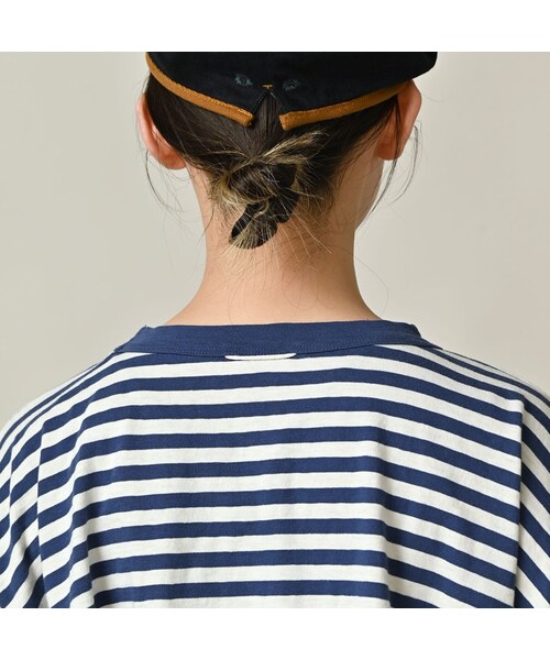 45R（フォーティファイブアール）の「ボーダー天竺フラミングウェイプリントのビッグスリットTシャツ（トップス・レディース・02-シロ×ブルー・00-フリー）」の10枚目の写真