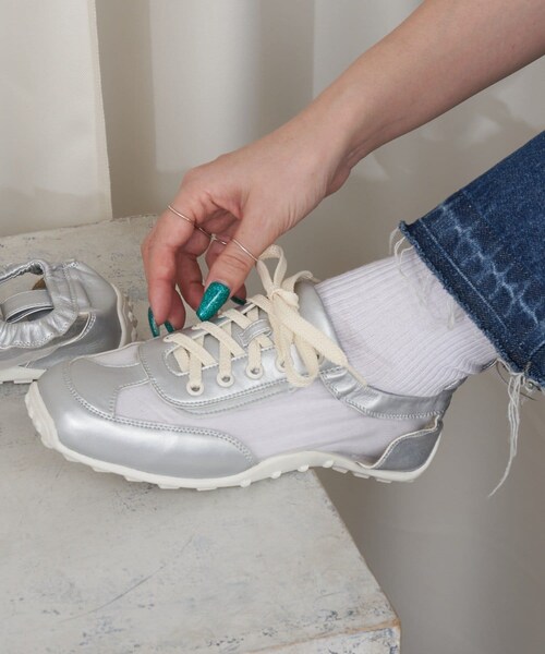 CIAOPANIC TYPY（チャオパニックティピー）の「≪26SS展示会アイテム≫【カラバリ、サイズ展開豊富！】シアースニーカー（スニーカー・レディース・ピンク/ブラック/イエロー/ブラックその他1/オフホワイト/シルバー・L/S/XL/M）」の6枚目の写真