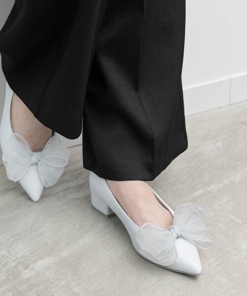 RANDA（ランダ）の「2WAY シアーリボンチャンキーヒールパンプス（その他・レディース・その他）」の2枚目の写真