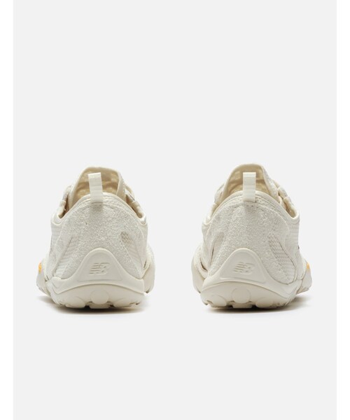 NEW BALANCE（ニューバランス）の「MT10（その他・メンズ・other・US 7 ""/ W 8.5/US 7.5 ""/ W 9/US 8.5 ""/ W 10/US 9 ""/ W 10.5/US 9.5 ""/ W 11/US 8 ""/ W 9.5/US 10 ""/ W 11.5/US 10.5 ""/ W 12/US 11 ""/ W 12.5）」の3枚目の写真