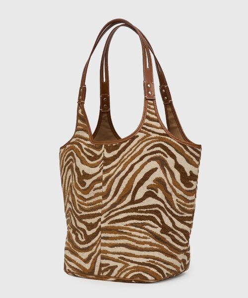 Chaos（カオス）の「TENT L ZEBRA/A（バッグ・BRN4(54)・99）」の3枚目の写真