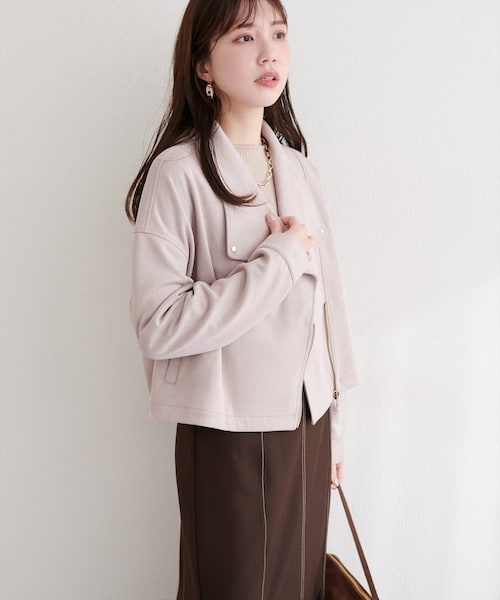 natural couture(ナチュラルクチュール)の「スエードライダースジャケット(ライダースジャケット・レディース・グレイッシュベージュ/チャコールグレー/アイボリー/ミント・FREE)」の1枚目の写真