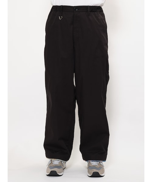 WHIZLIMITED(ウィズリミテッド)の「SHELL PANTS(パンツ・BEIGE/NAVY/BLACK・M/L)」の1枚目の写真