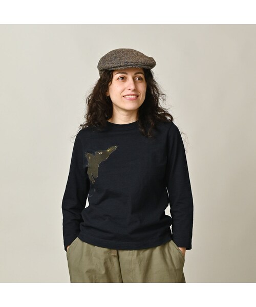 45R(フォーティファイブアール)の「ペーペー君のベタッチプリント四角Tシャツ(再び・影色納戸)(トップス・レディース・75-影色納戸・01-S/02-M/03-L/04-XL/05-XXL)」の4枚目の写真