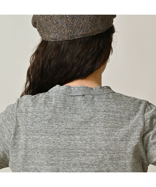 45R(フォーティファイブアール)の「ペーペー君のベタッチプリント四角Tシャツ(再び・トップ)(トップス・レディース・05-ボーンホワイト/23-グレートップ/62-カーキトップ・01-S/02-M/03-L/04-XL/05-XXL)」の11枚目の写真