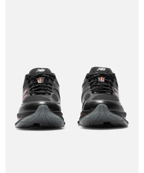 NEW BALANCE(ニューバランス)の「2000(その他・メンズ・other・US 7.5 ""/ W 9/US 8.5 ""/ W 10/US 9 ""/ W 10.5/US 8 ""/ W 9.5/US 9.5 ""/ W 11/US 10 ""/ W 11.5)」の2枚目の写真