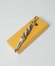 Lui's | 【ITTI】CRISTY FOLD KNOT CHARM / STCOW(キーホルダー)