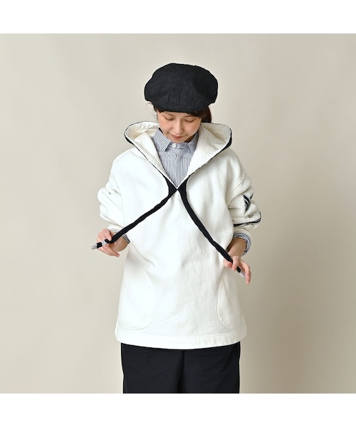 45R（フォーティファイブアール）の「葉山ものがたり 裏毛の908ブルーオーシャンケーブルフーディ（トップス・レディース・06-アンティークホワイト・02-S/04-L）」の5枚目の写真