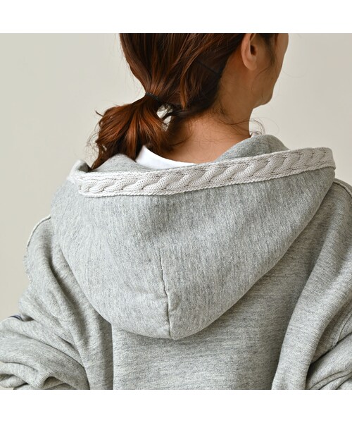 45R(フォーティファイブアール)の「葉山ものがたり 裏毛の908ブルーオーシャンケーブルフーディ(トップ)(トップス・レディース・23-グレートップ・02-S/04-L)」の14枚目の写真