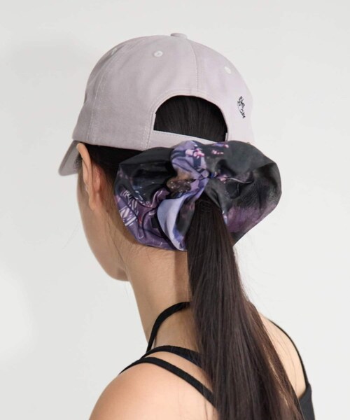 Omekashi（オメカシ）の「【LY】 Haarelastiek（シュシュ・レディース・ブルー/ブラック/アイボリー・ONE）」の3枚目の写真