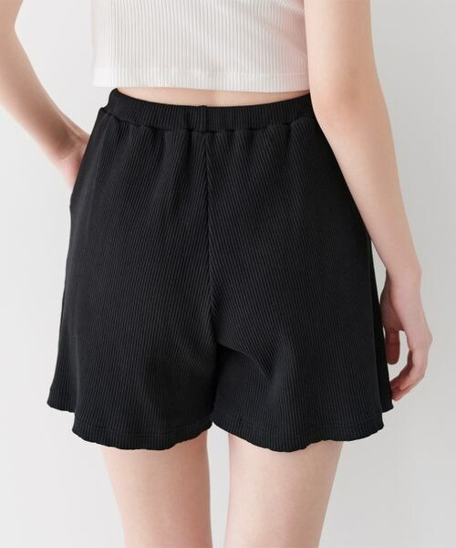 PEACH JOHN（ピーチジョン）の「リブショートパンツ（パンツ・ブラック01・S/M/M/L）」の3枚目の写真