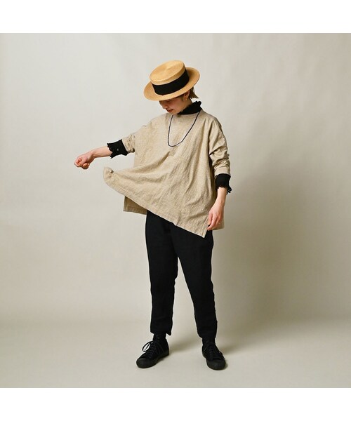 45R(フォーティファイブアール)の「天竺のビッグスリットTシャツ(トップ)(トップス・レディース・12-リネンベージュトップ・00-フリー)」の3枚目の写真