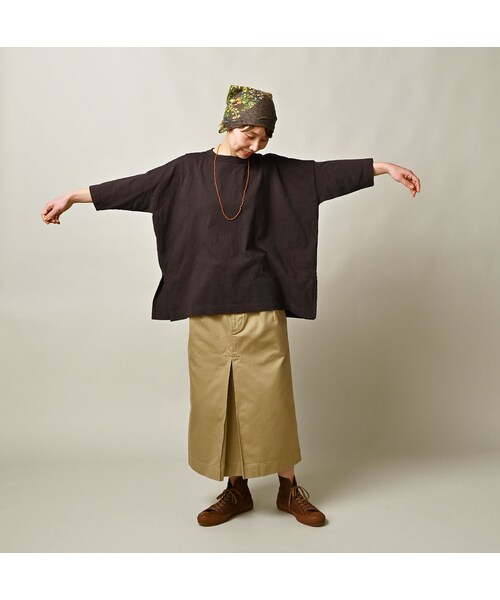 45R（フォーティファイブアール）の「天竺のビッグスリットTシャツ（トップス・レディース・02-シロ/63-グリーン/91-スミクロ・00-フリー）」の5枚目の写真