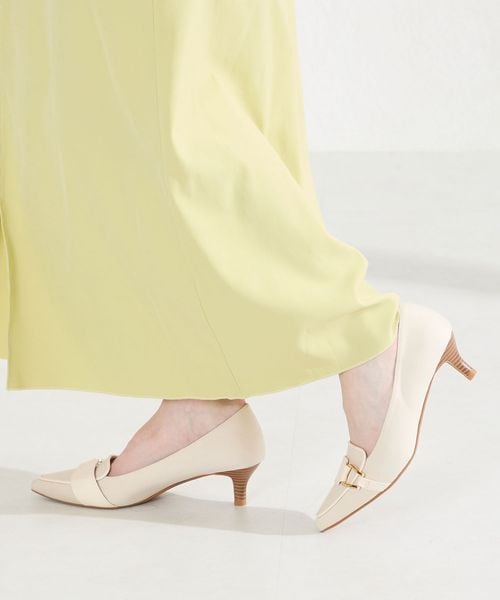 ORiental TRaffic（オリエンタルトラフィック）の「サイドバックルポインテッドトゥパンプス/62104（シューズ・ベージュ10/ブラック20/パープル51・34(22.0cm)/35(22.5cm)/36(23.0cm)/37(23.5cm)/38(24.0cm)/39(24.5cm)/40(25.0cm)/41(25.5cm)/42(26.0cm)）」の18枚目の写真