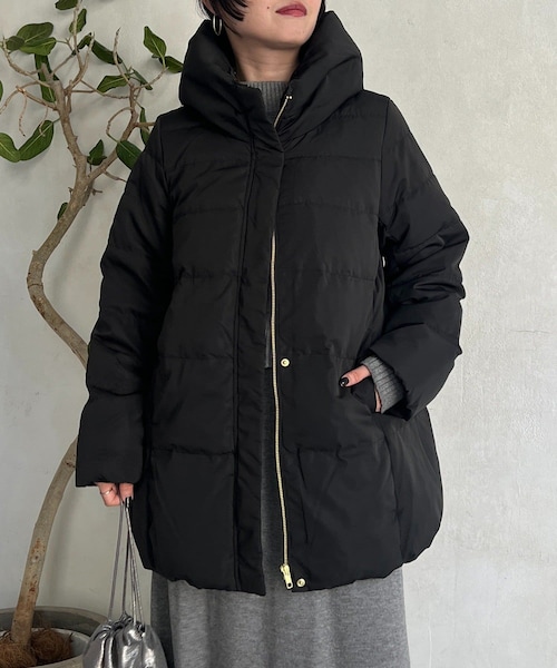 un dix cors(アンディコール)の「ミドル丈ダウン(ダウンジャケット/コート・レディース・ブラウン/ネイビー/ブラック・F)」の2枚目の写真