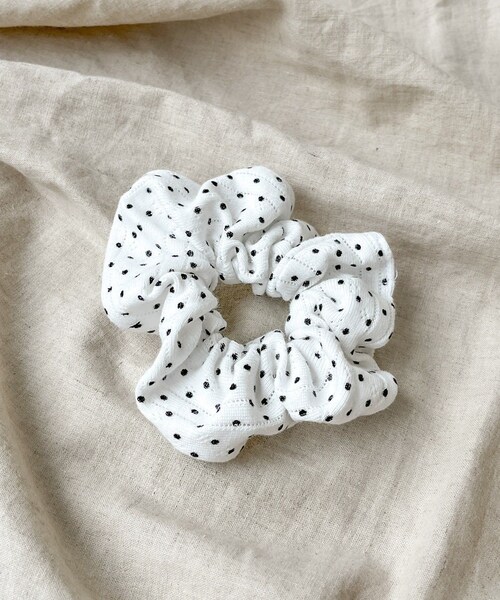 3coins（3coins）の「アイレットドットシュシュ／KIDS（シュシュ・キッズ・ブラック/ホワイト・FREE）」の2枚目の写真