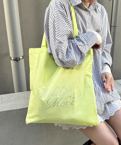 Lattice（Lattice）の「キラキラストーントートバッグ（バッグ・レディース・ネイビー/ブルー/グリーン/ピンク・FREE）」の2枚目の写真