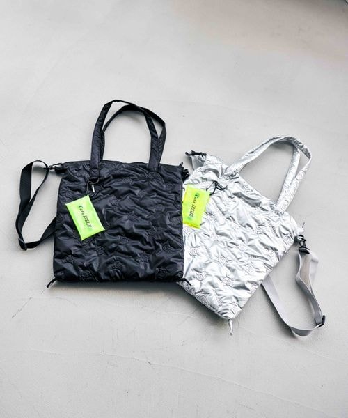 GLOBAL WORK（グローバルワーク）の「Cat's ISSUE/撥水マルチWAYキルトバッグ/636178（バッグ・ブラック09/シルバー12・ONESIZE）」の3枚目の写真