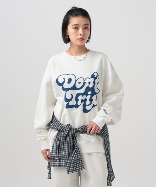 BAYFLOW（ベイフロー）の「別注プリントスウェットプルオーバー（ユニセックス）（その他・オフホワイト11/ピンク20/グリーン70・M/L）」の8枚目の写真