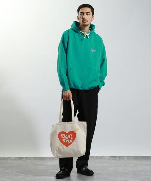 BAYFLOW（ベイフロー）の「【Free＆Easy（フリーアンドイージー）別注バックプリントパーカー（その他・オフホワイト11/グリーン70/ブルー80・M/L）」の8枚目の写真