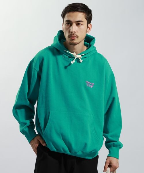 BAYFLOW（ベイフロー）の「【Free＆Easy（フリーアンドイージー）別注バックプリントパーカー（その他・オフホワイト11/グリーン70/ブルー80・M/L）」の9枚目の写真