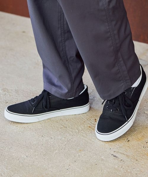 GLOBAL WORK（グローバルワーク）の「らくっションキャンバススニーカー/646778（その他・メンズ・オフ05/ブラック09・M (26-26.5cm)/L (27-27.5cm)）」の2枚目の写真