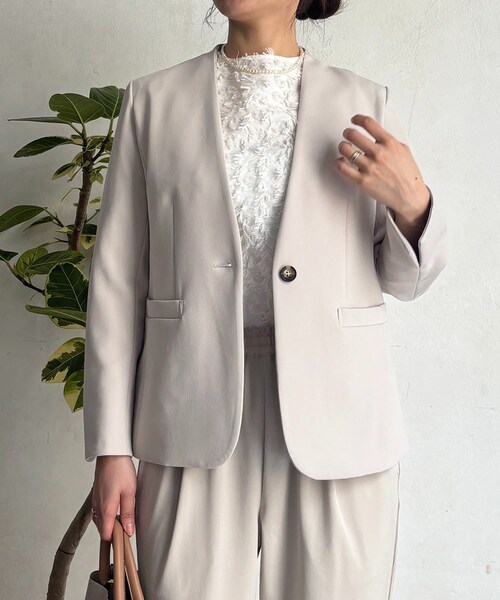 un dix cors(アンディコール)の「【フォーマル・セレモニー】TRダブルクロスシングルジャケット(テーラードジャケット・レディース・ネイビー/グレージュ/ブラック・F)」の3枚目の写真